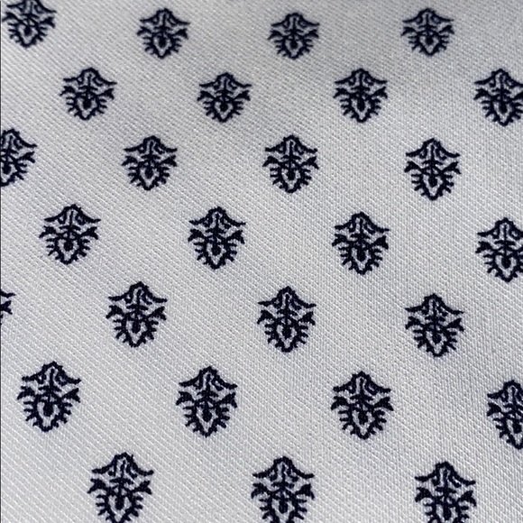 New Woman’s plus size white pant w blue design - Picture 8 of 9